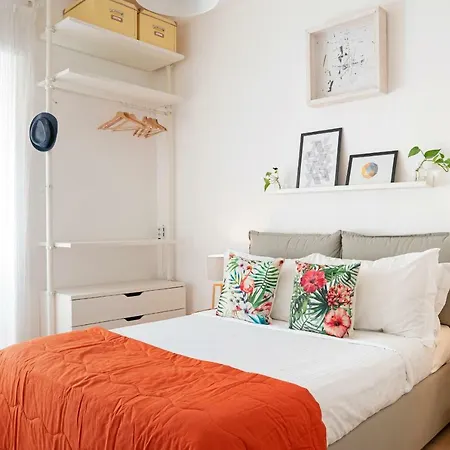 Sleek 2 Bed Flat 2 Tube Stops From The Colosseum Apartament *